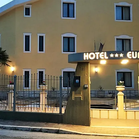 Euro Hotel